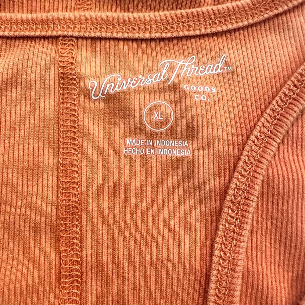 Universal Threads Racerback Tank - Picture 3 of 4